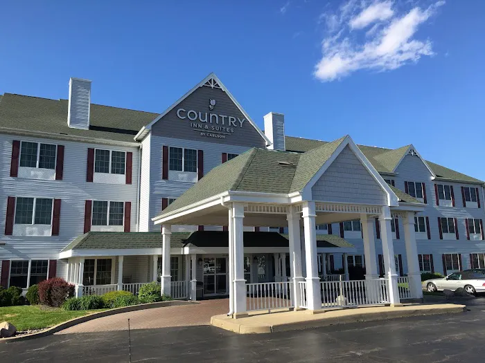 Country Inn & Suites by Radisson, Rock Falls, IL 4
