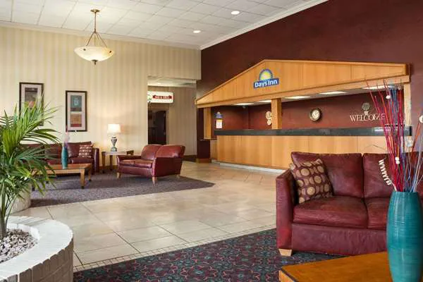 Days Inn by Wyndham Rock Falls 4
