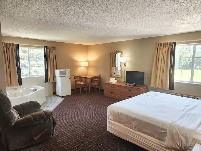 Eagle Ridge Inn 4