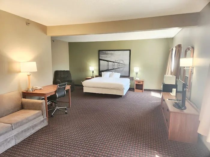 Eagle Ridge Inn 4