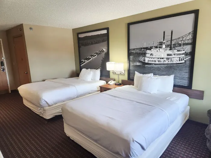 Eagle Ridge Inn 4