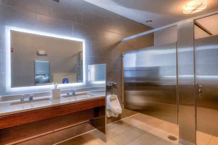 Country Inn & Suites by Radisson, Crystal Lake, IL 4