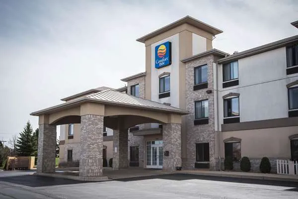 Comfort Inn Crystal Lake - Algonquin 4