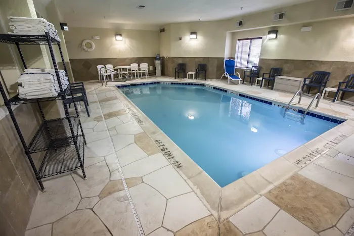 Comfort Inn Crystal Lake - Algonquin 4