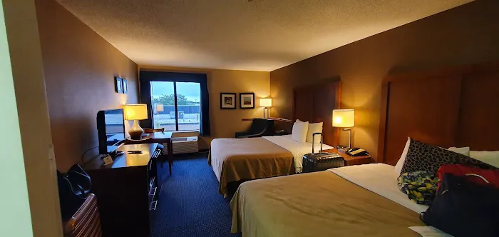 Comfort Inn Crystal Lake - Algonquin 4