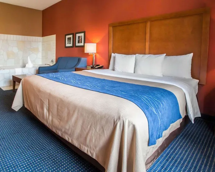 Comfort Inn Crystal Lake - Algonquin 4