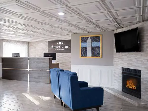 AmericInn by Wyndham Woodstock IL 4