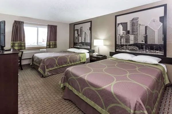 Super 8 by Wyndham Mundelein/Libertyville Area 4