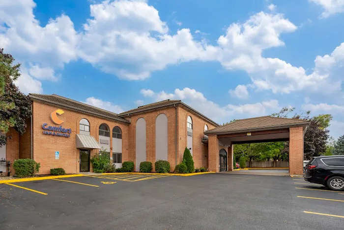 Comfort Inn & Suites Mundelein-Vernon Hills 4