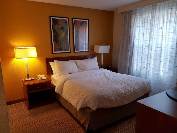 Sonesta ES Suites Chicago Waukegan Gurnee 4