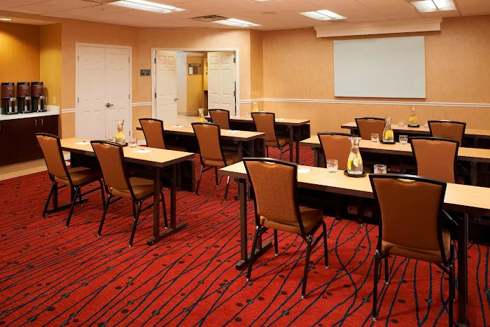 Sonesta ES Suites Chicago Waukegan Gurnee 4