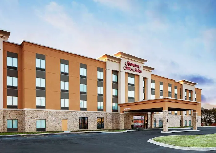 Hampton Inn & Suites Chicago/Waukegan 4