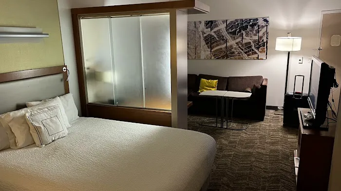 SpringHill Suites Chicago Waukegan/Gurnee 4