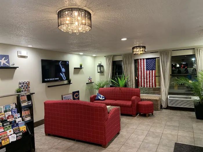Days Inn by Wyndham Great Lakes Naval Base 4