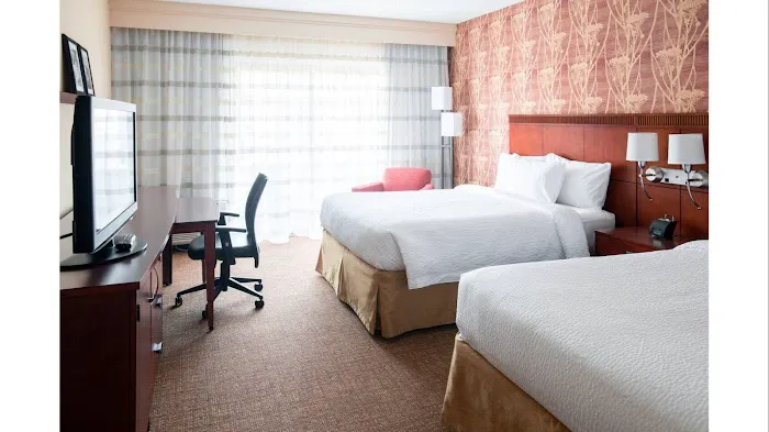 Courtyard Chicago Waukegan/Gurnee 4