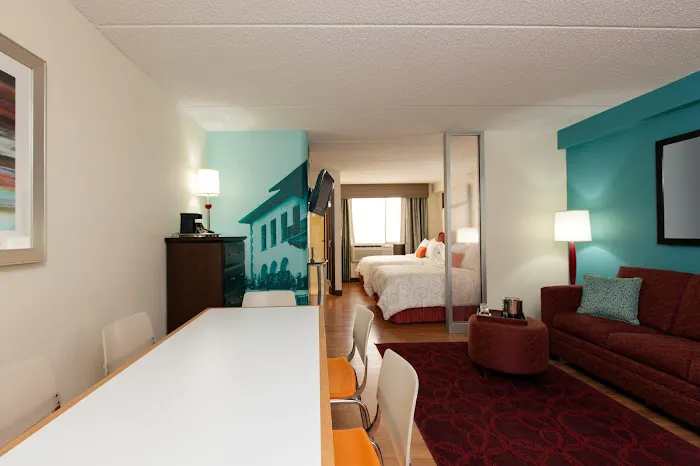 Hotel Indigo Chicago-Vernon Hills by IHG 4
