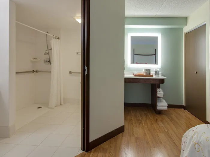 Hotel Indigo Chicago-Vernon Hills by IHG 4