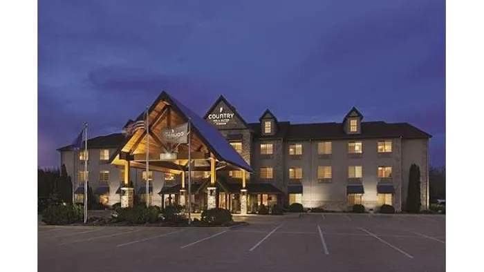 Country Inn & Suites by Radisson, Green Bay North 4