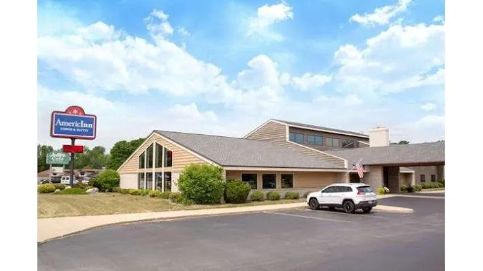 AmericInn by Wyndham Green Bay West 4