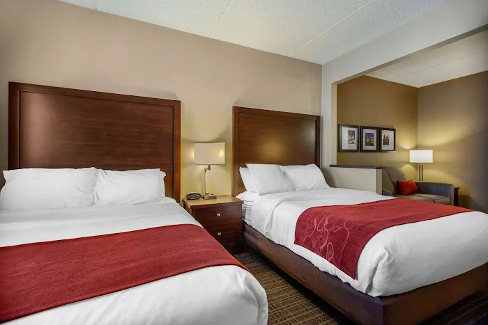 Comfort Suites 4