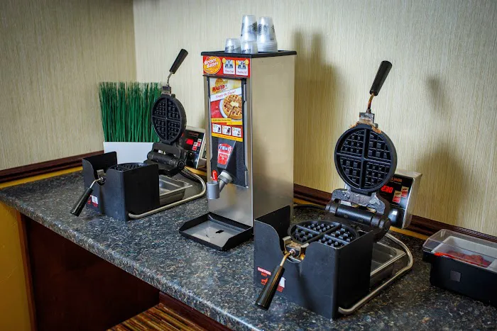 Hotel J Green Bay 4