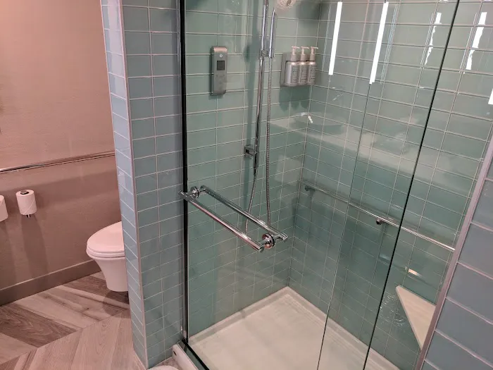 Lodge Kohler 4