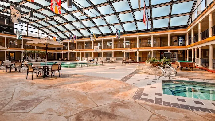 Best Western Green Bay Inn Conference Center 4