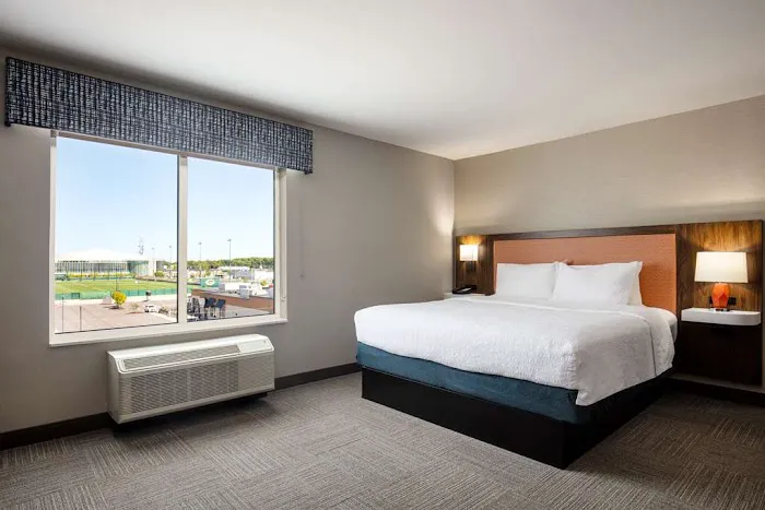 Hampton Inn by Hilton Green Bay Stadium 4