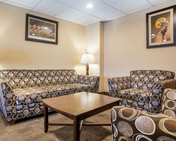 Quality Inn Stadium Area Green Bay Stadium 4