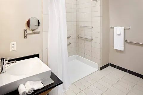 SpringHill Suites Green Bay 4