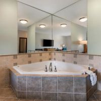 Three Bears Waterpark Resort & Convention Center, Ascend Collection Near Tomah, WI ico