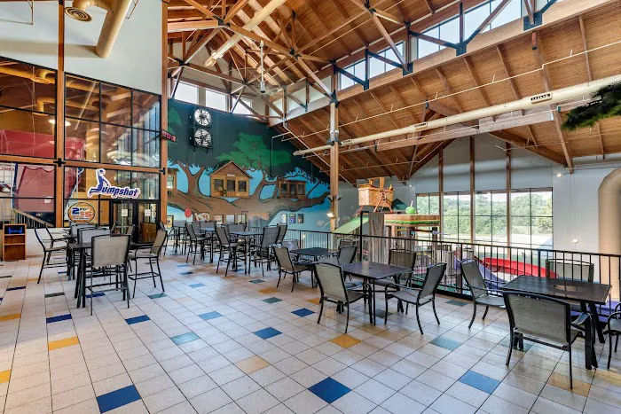 Three Bears Waterpark Resort & Convention Center, Ascend Collection Near Tomah, WI 4