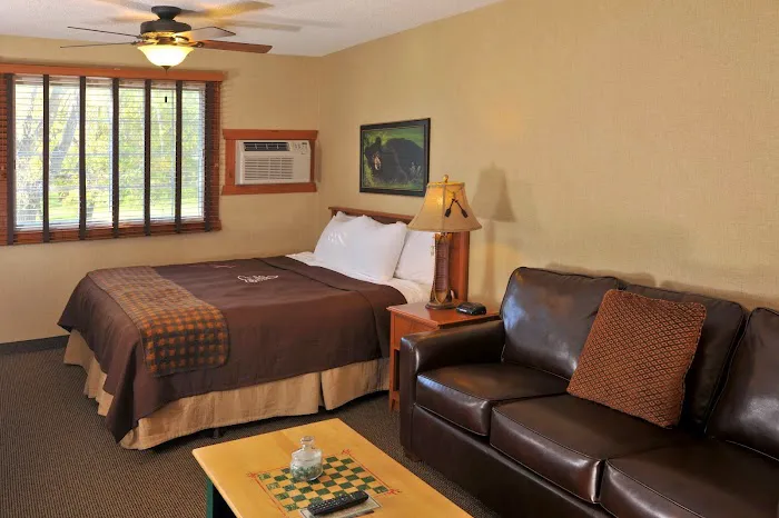 Boarders Inn & Suites by Cobblestone Hotels - Waukon 4