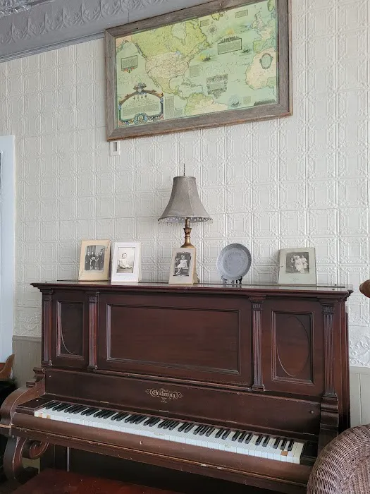 Mabel House Hotel 4