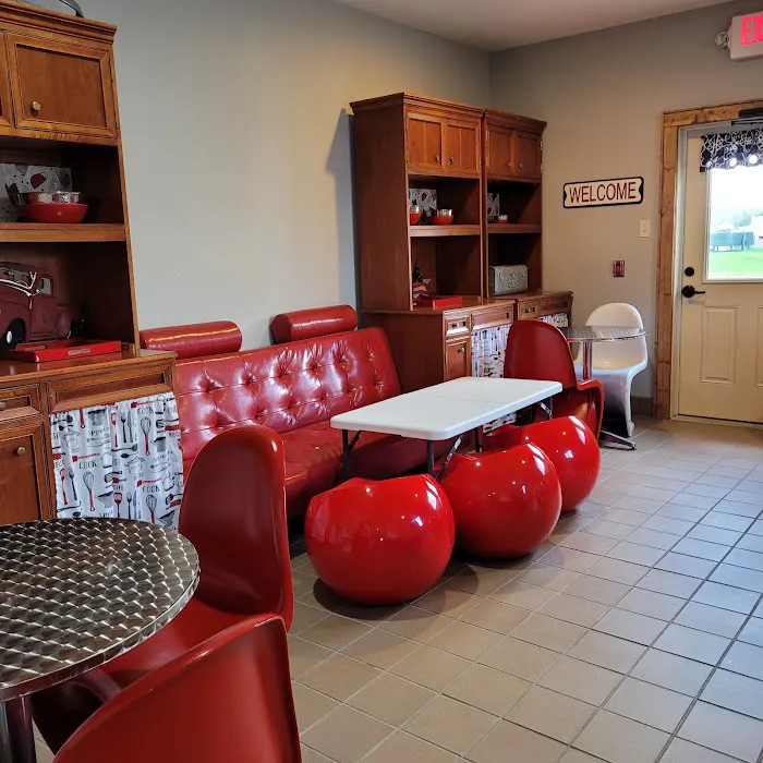 Lokens Rushford Inn 4