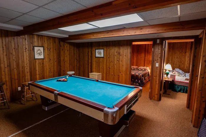 Cedar Valley Lodge 4