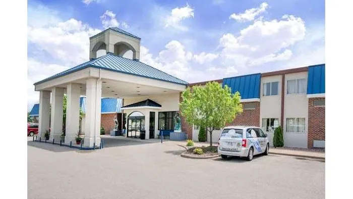 Days Inn by Wyndham La Crosse Conference Center 4