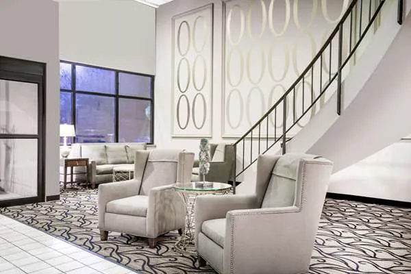 Days Inn by Wyndham La Crosse Conference Center 4