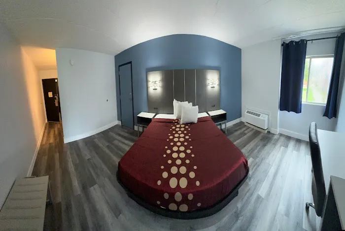 Coratel Inn and Suites By Jasper La Crosse 4