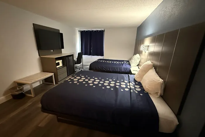 Coratel Inn and Suites By Jasper La Crosse 4