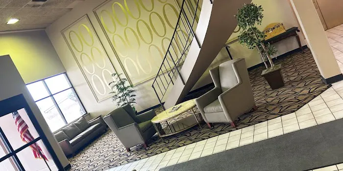 Blue Way Inn & Suites La Crosse 4
