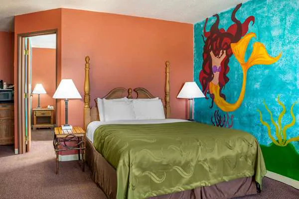 Quality Inn & Suites 4