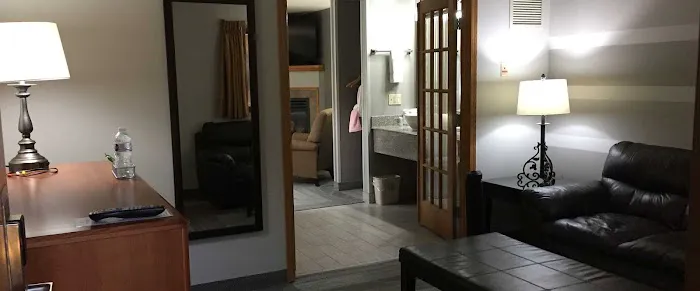 River District Hotel 5