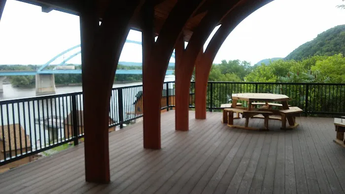 Cobblestone Inn & Suites - Marquette 4