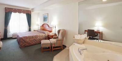 Country Inn & Suites by Radisson, Prairie du Chien