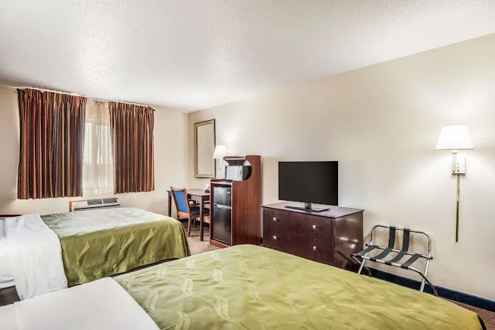 Quality Inn & Suites Eldridge Davenport North 4