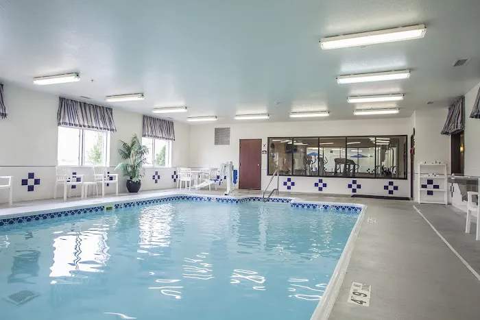 Comfort Inn & Suites Davenport - Quad Cities 4