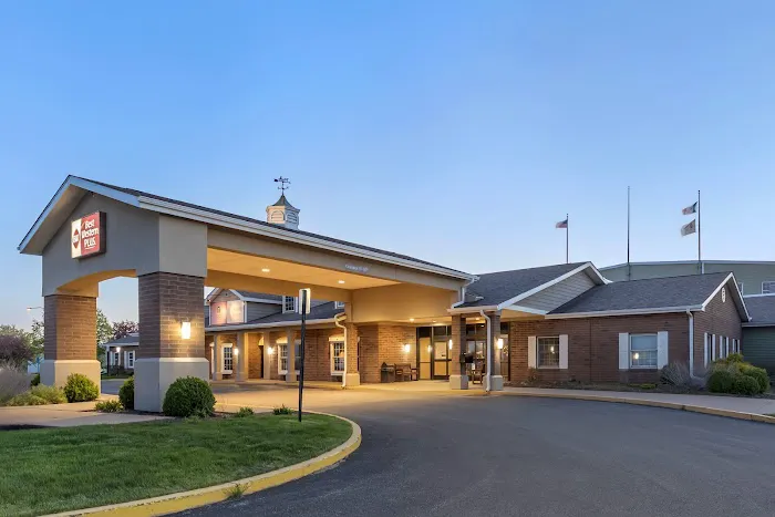 Best Western Plus Steeplegate Inn 4