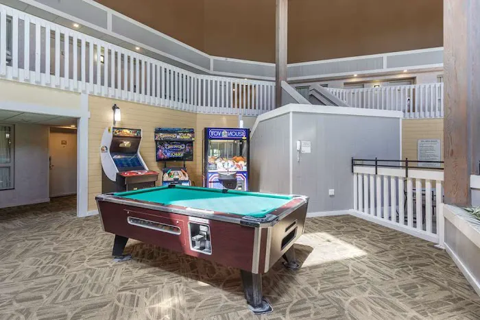 Best Western Plus Steeplegate Inn 4
