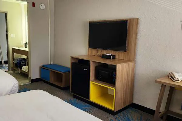 Days Inn by Wyndham Davenport 4